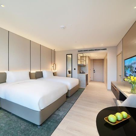 Al Ain Rotana Otel Dış mekan fotoğraf Deluxe Room