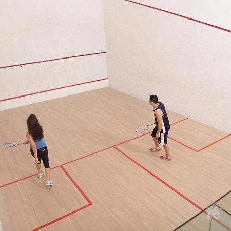 Al Ain Rotana Otel Konforlar fotoğraf Squash court