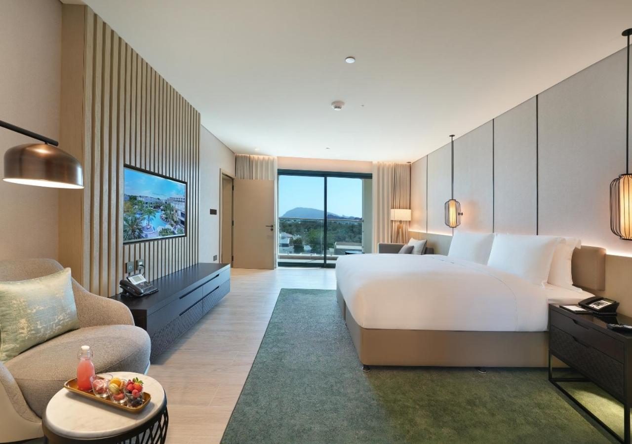 Al Ain Rotana Otel Dış mekan fotoğraf Deluxe Ocean View