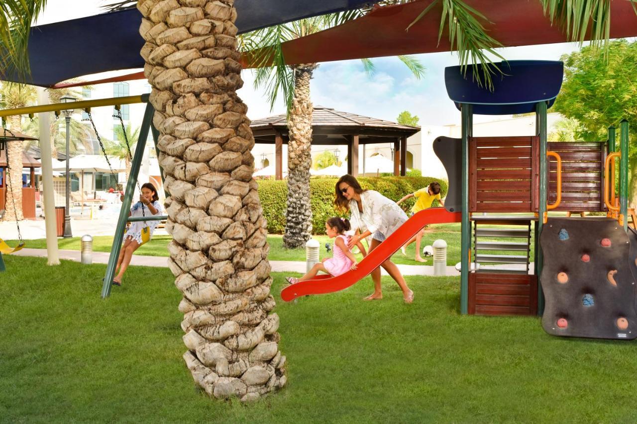 Al Ain Rotana Otel Dış mekan fotoğraf Children's play area
