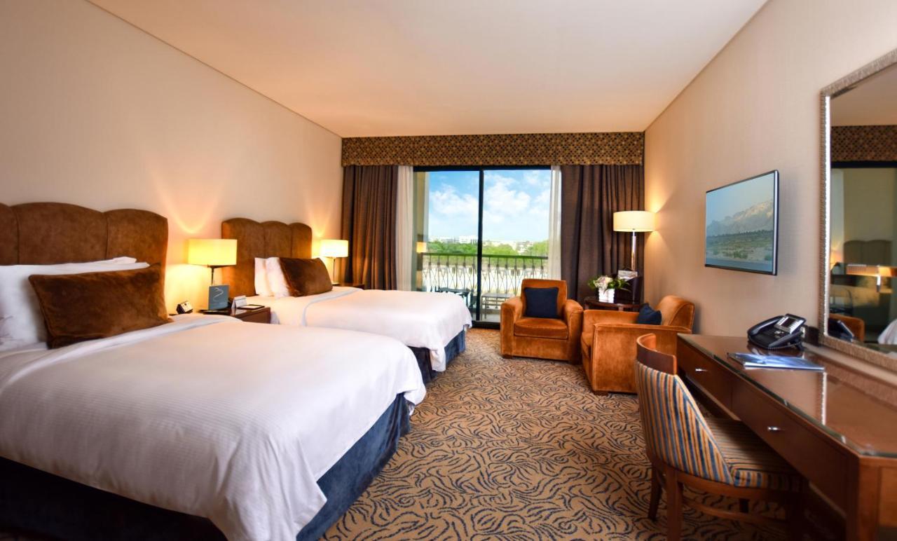 Al Ain Rotana Otel Dış mekan fotoğraf